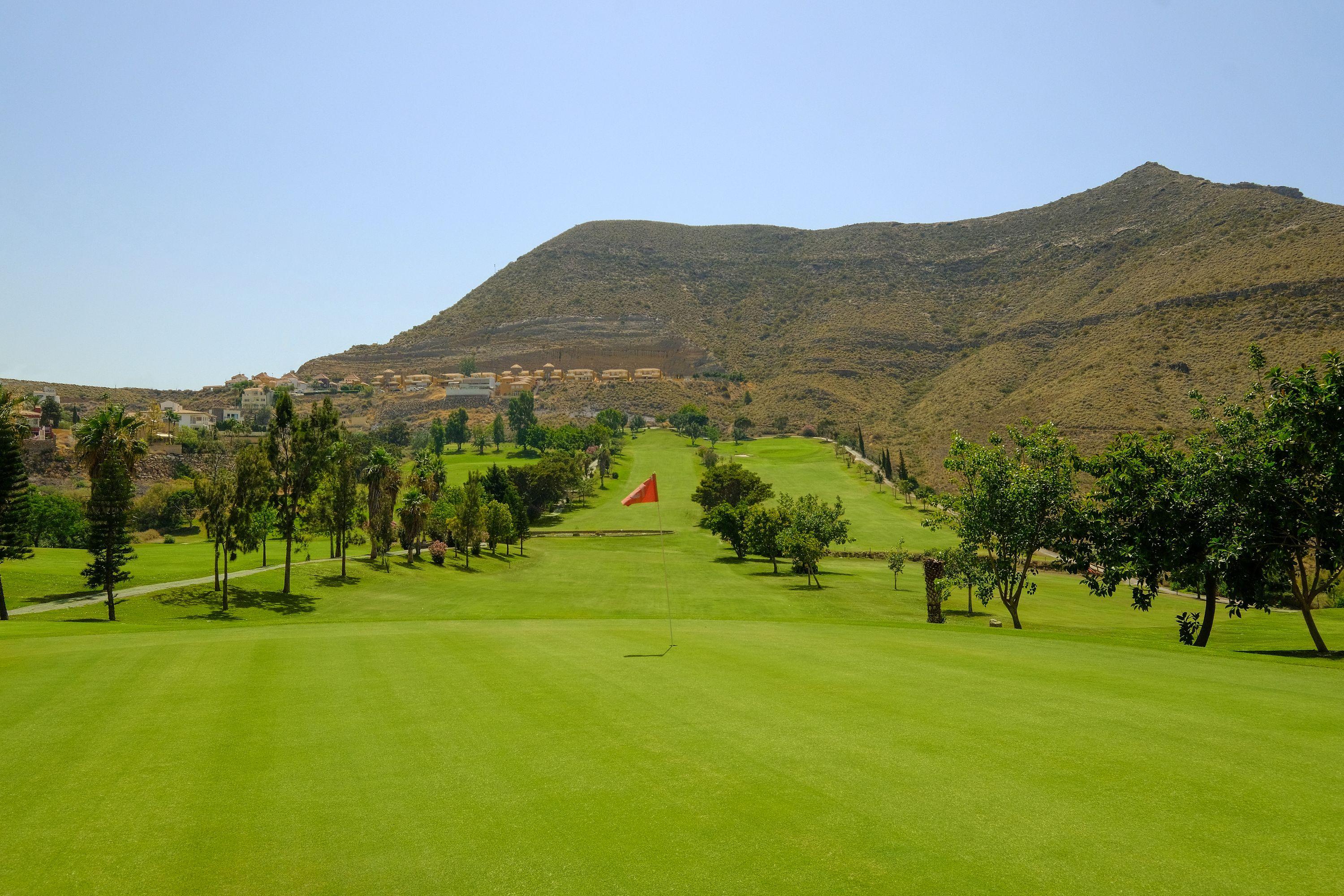 Hotel Envia Almeria Spa & Golf Агуадульсе Екстер'єр фото Golf course in La Manga